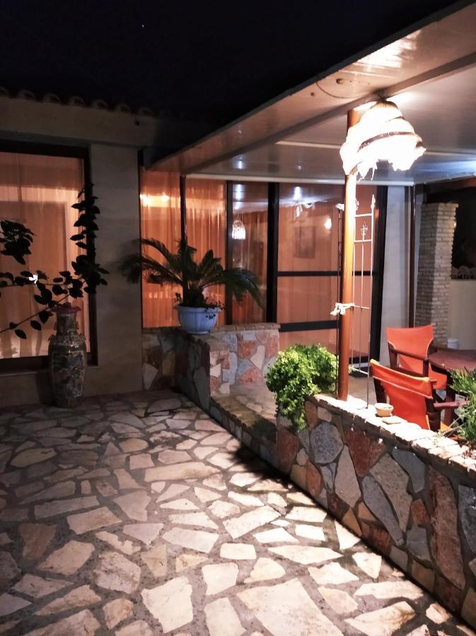 Mila La Villa Κάστρο Εξωτερικό φωτογραφία