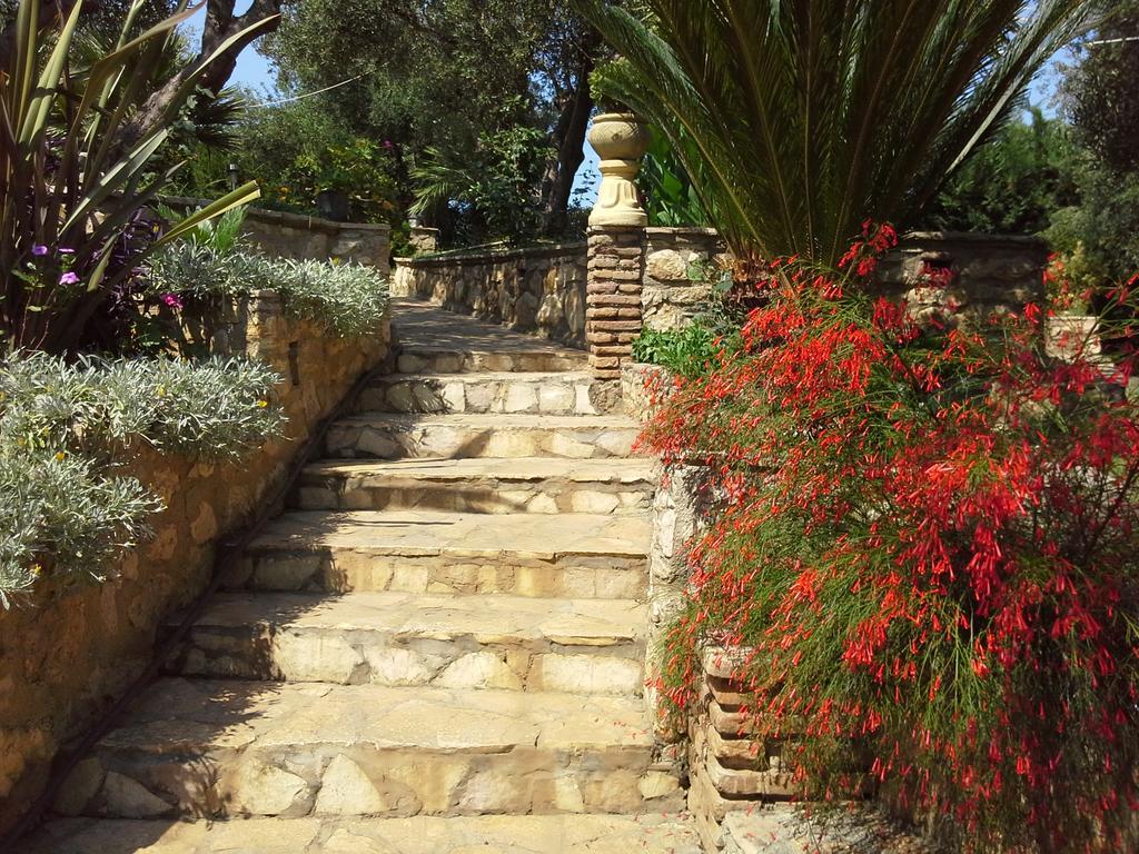 Mila La Villa Κάστρο Εξωτερικό φωτογραφία