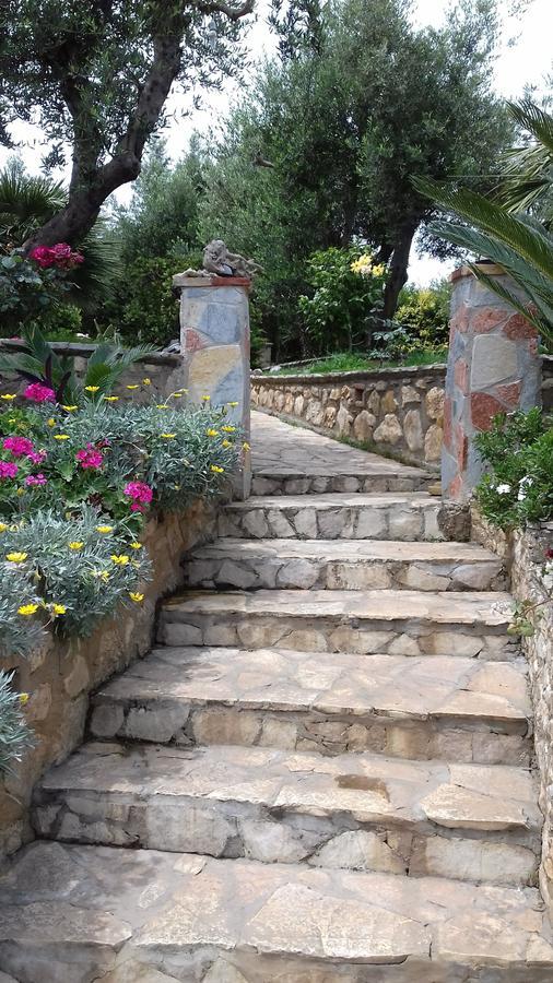 Mila La Villa Κάστρο Εξωτερικό φωτογραφία